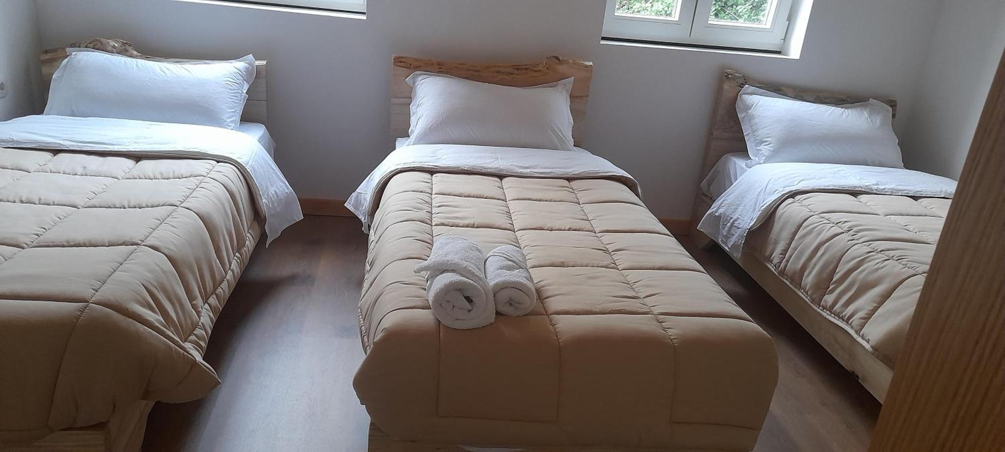 Guesthouse Dritan Tethorja Тет Стая снимка