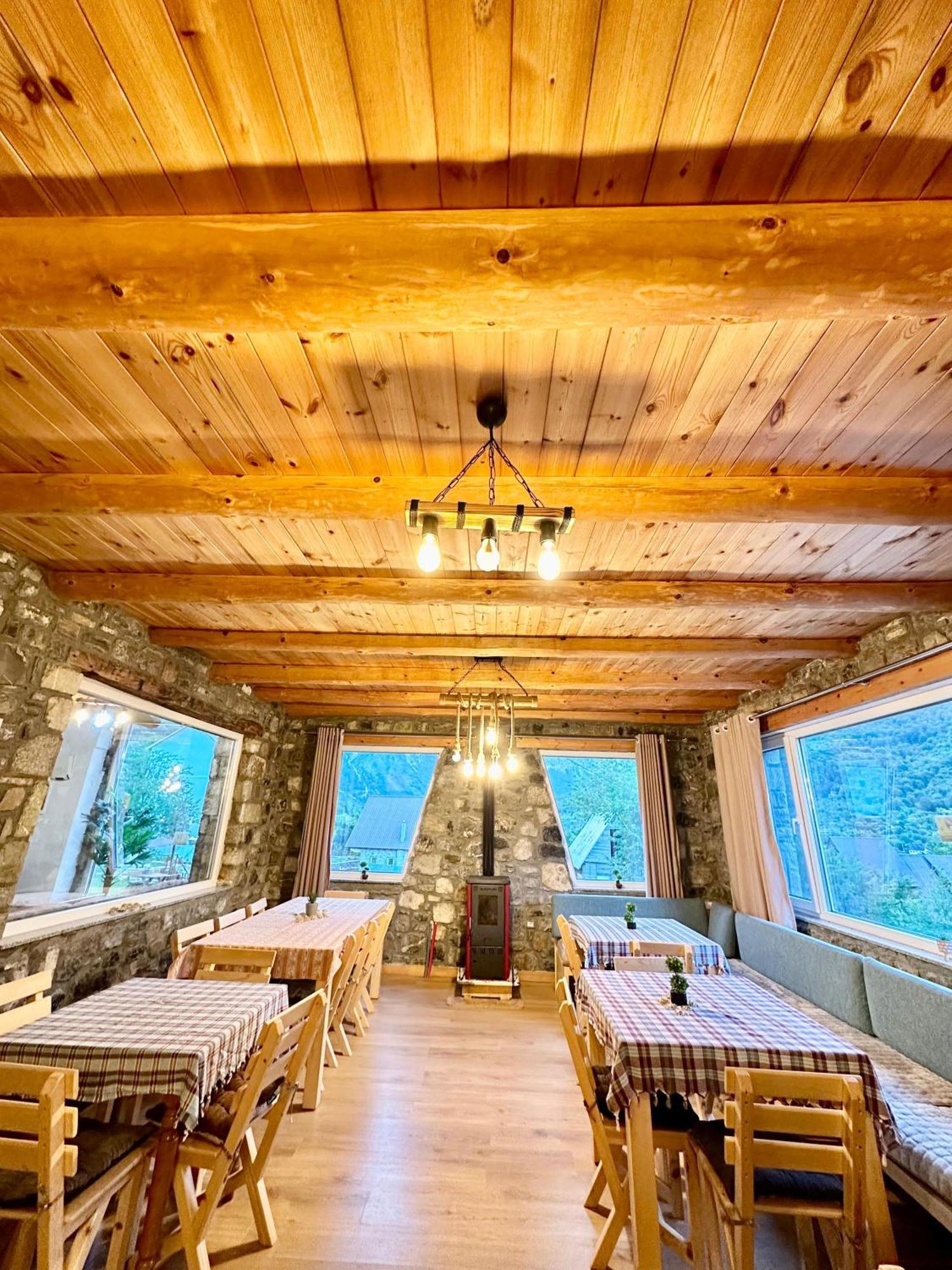Guesthouse Dritan Tethorja Тет Екстериор снимка